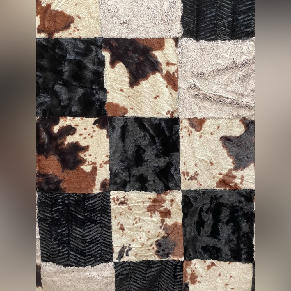 SEW SWEET MINKY DESIGNS Pony & Black Ziggy Patchwork Minky Quilt